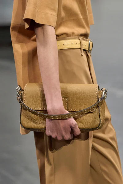 Look 78